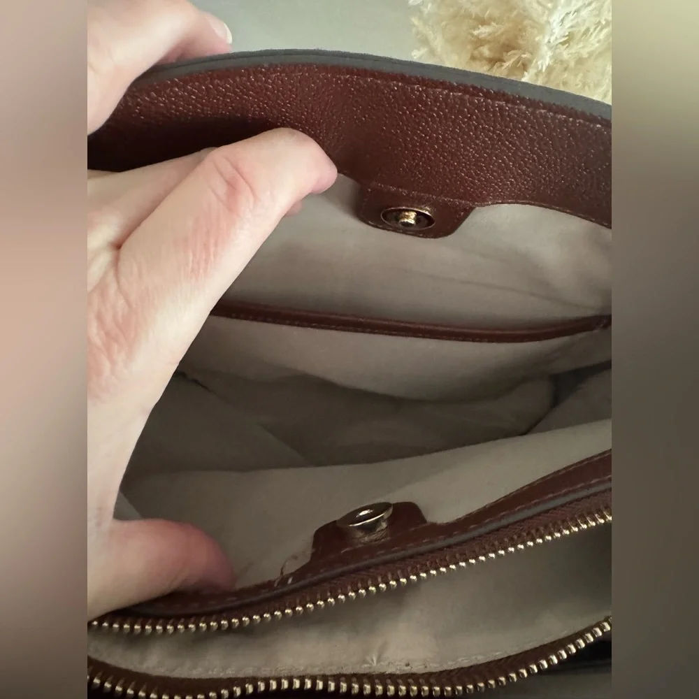 NINE WEST BROWN PURSE. NWOT - Picture 8 of 9